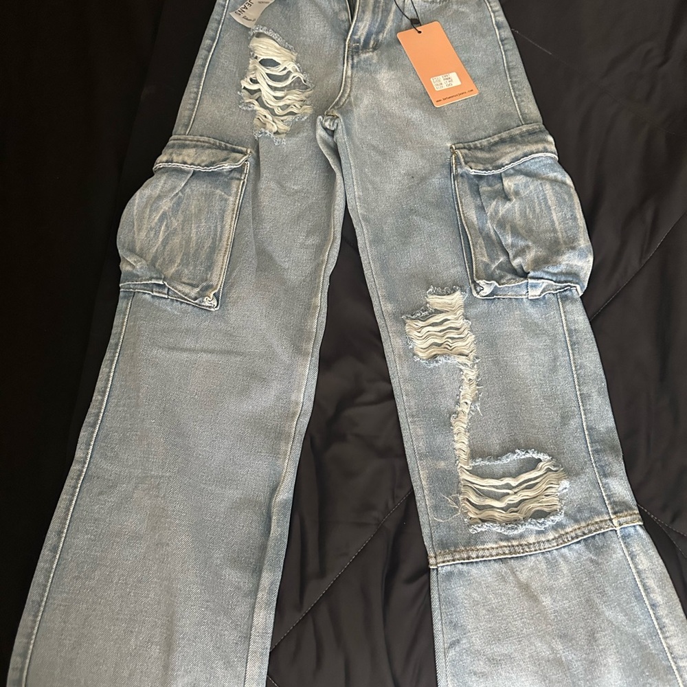 Cute Distressed Light Blue Jeans size 00